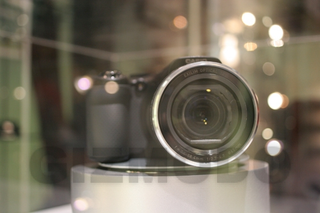 Illustration for article titled First 360 View of the 300FPS Mystery Casio Exilim,